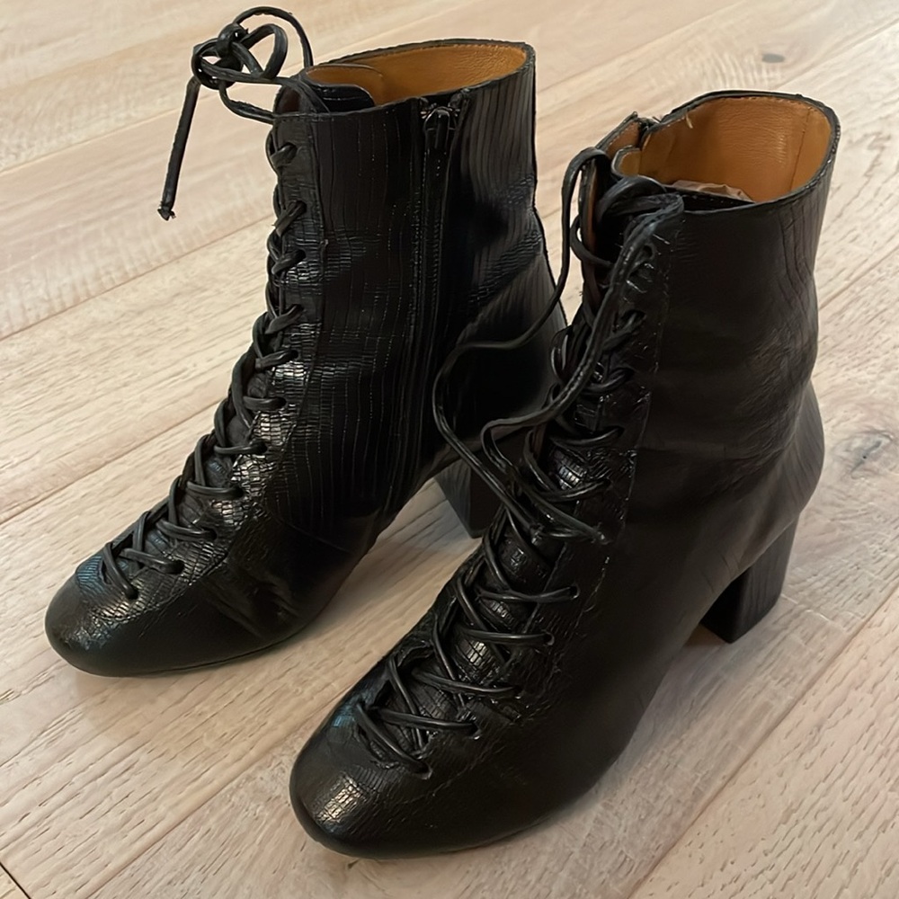 Black leather Lizard Zip up Booties